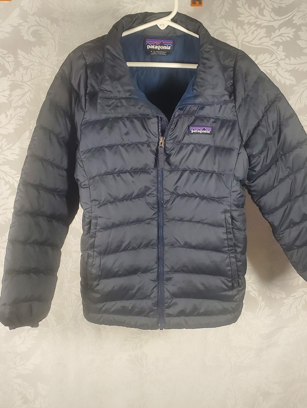 Kids Patagonia Black Puffer Jacket